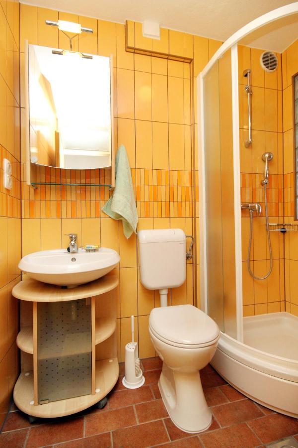 And By The Sea 3* Vrboska