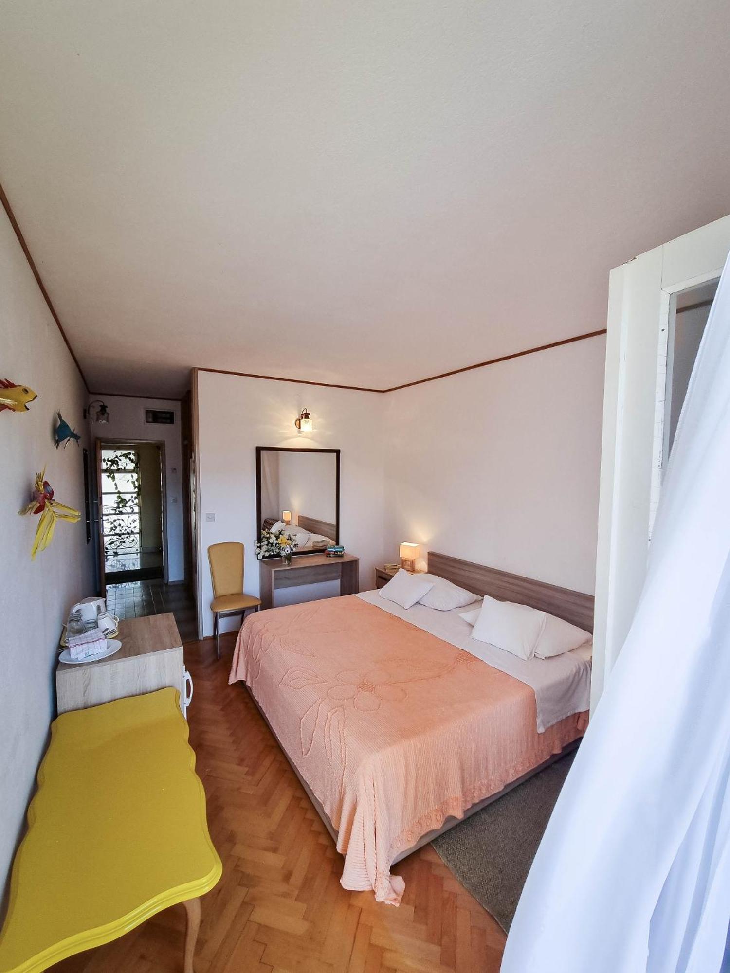 And By The Sea Maison d'hôtes 3*